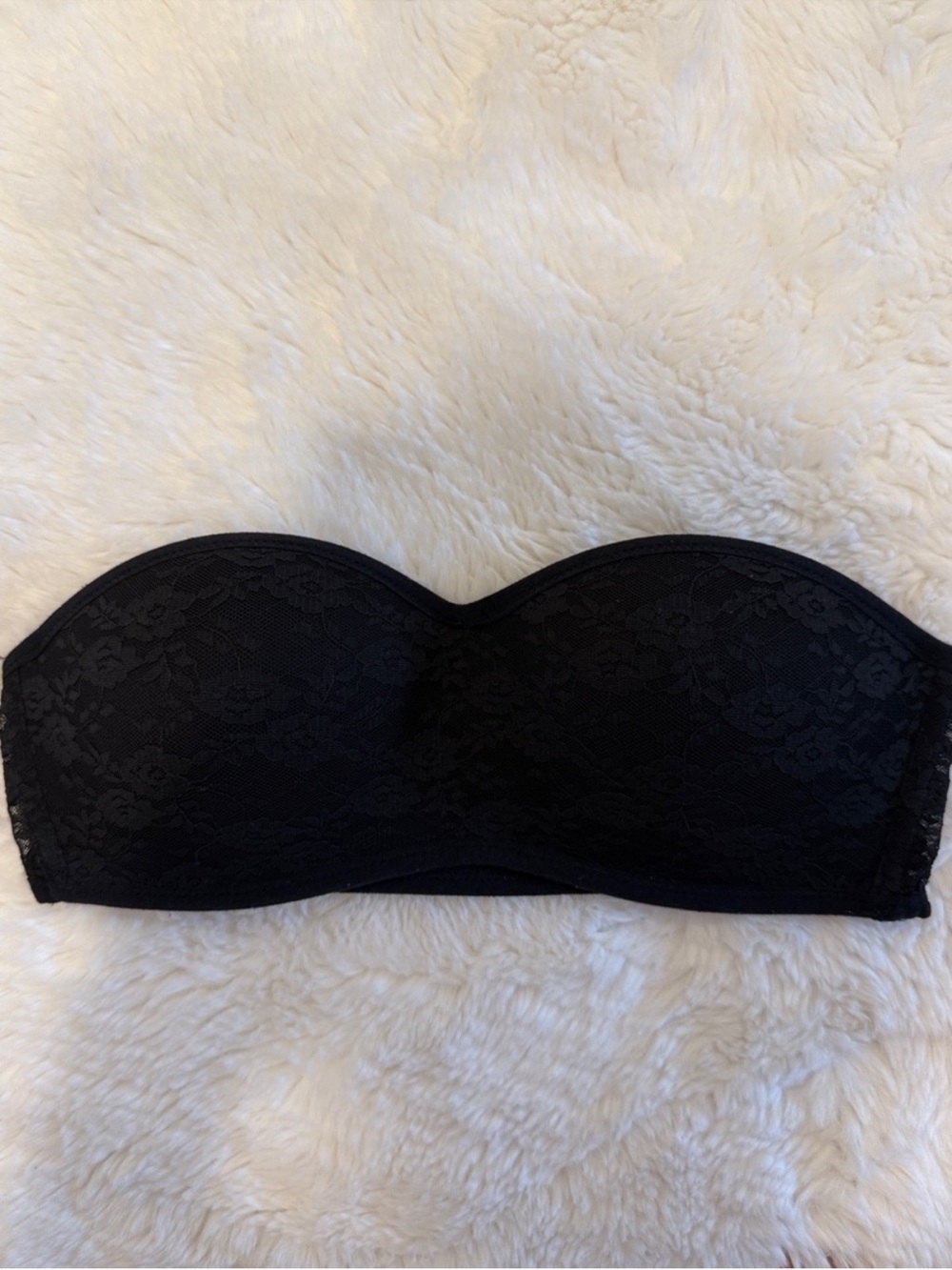VS Lace Strapless Bandeau